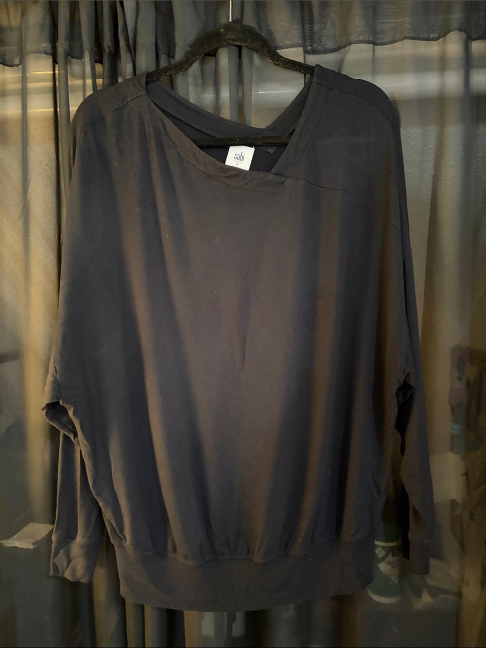 CAbi Black Relaxed Long-Sleeve Pullover